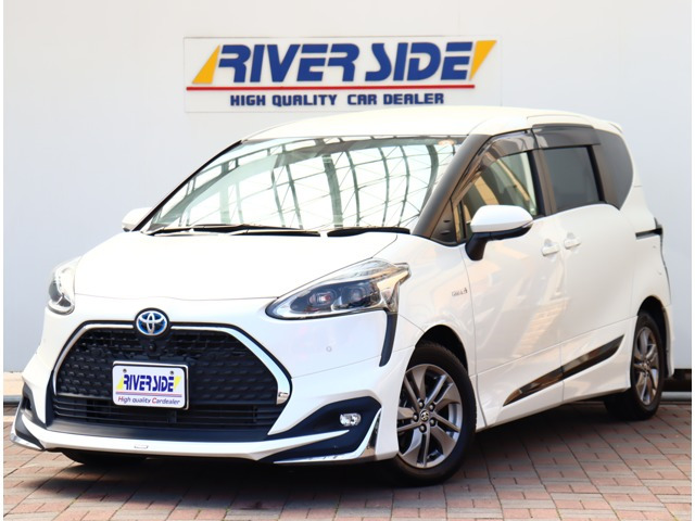 シエンタハイブリッド 1.5 ファンベース Gモデリスタエアロキット リアスポイラー