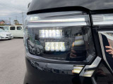 LEDヘッドライトが安全な夜間走行をサポートしてくれます♪照射範囲が広くなるので前方視界が全体的に明るくなり、夜間走行をしっかりアシスト♪