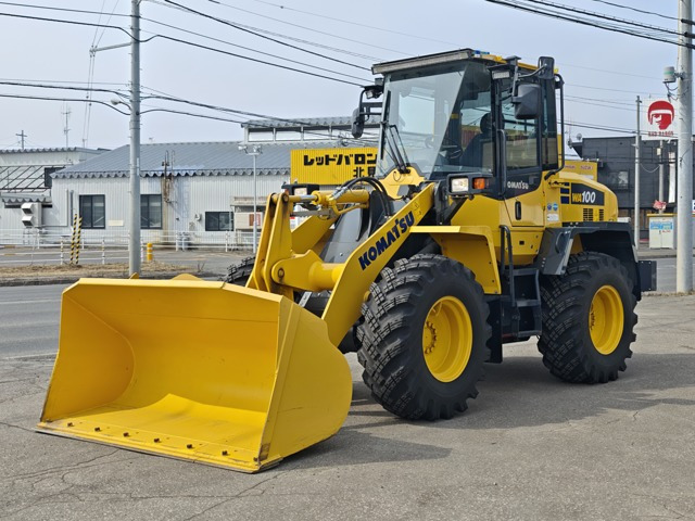 コマツ ホイールローダー WA100-7