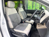 もちろん車内はキレイです♪よりクリーンな状態をキープしたいお客様には『ナノゾーンコート』がおすすめ!新型コロナウイルス対策や、除菌・消臭に効果を発揮し多くの方にご好評いただいております。