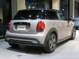 MINI NEXT一宮へのアクセスは、東海北陸自動車道(一宮西IC)を降りて5分ほどと、便利です。在庫確認、道案内など、MINI NEXT一宮へのお問い合わせは TEL 0078-6002-369993(無料)まで!!
