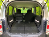 普段のお買い物や通勤、送迎等に十分な荷室スペースを確保しております。セカンドシートを倒すと、大きな荷物の積載も可能です♪