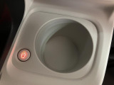 ☆スイッチを入れるとシートの座面が温かくなります☆冬の寒いときにはとても快適ですよ!!