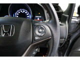Hondaセンシングの機能のひとつ、アダプティブクルーズコントロール付!アクセルから足を離しても設定したスピードと前車との車間を保ち走行してくれます!車線維持もアシスト☆高速道路で疲労軽減ですね☆