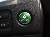 ECONスイッチの効果とあなたの運転で、クルマと力をあわせ「燃費向上=ガソリン代の節約=CO2 削減」のチャレンジをお楽しみください。