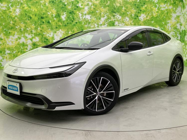 プリウス2.0 G E-Four 4WD