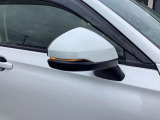 オシャレさと視認性を兼ね備えたLEDミラーウインカー♪