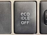 【アイドリングストップ】赤信号や渋滞で停車した際にエンジンを停止し、無駄な燃料の消費を抑えます。燃費向上や環境保護につなげる機能♪エンジンはブレーキを離せば再始動します。