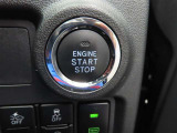 プッシュスタートです。エンジンの始動、停止がワンタッチ操作で出来ます。