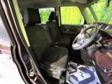 運転席シート廻りは使用感も少なく、良好な状態となっています。丁寧に使われていたことがよくわかりますね。