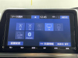【Bluetooth】ナビゲーションと携帯電話/スマートフォンをBluetooth接続することができます。接続するとハンズフリーで使用することができるので、とても便利です!