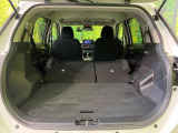 普段のお買い物や通勤、送迎等に十分な荷室スペースを確保しております。セカンドシートを倒すと、大きな荷物の積載も可能です♪