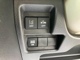 【切替スイッチ】車線逸脱警報、車線逸脱抑制機能OFF/デュアルセンサーブレーキサポートOFF/スライドドア電動ONのスイッチ