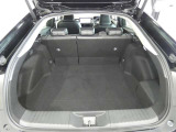 ラッゲージスペースもしっかり確保。買い物の荷物もばっちり積み込むことができますよ♪