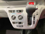 納車前にはプロのメカニックが、各部の点検を行います。ディーラーにしか出来ない品質、そしてサービスできっと満足していただけると思います!