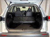 後席を折りたたむととても広い荷室になります。荷物もしっかり積み込めます!