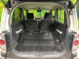 普段のお買い物や通勤、送迎等に十分な荷室スペースを確保しております。セカンドシートを倒すと、大きな荷物の積載も可能です♪