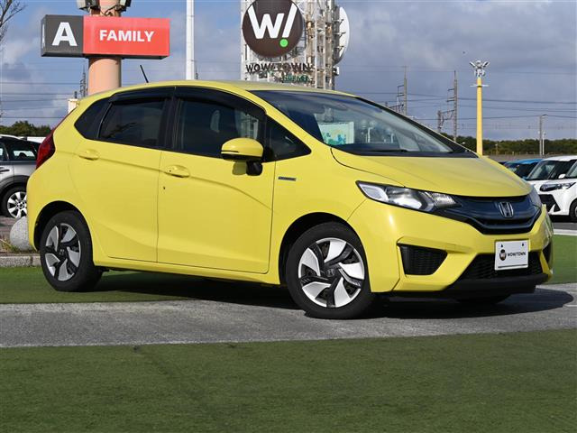 フィット 1.5 ハイブリッド Fパッケージ 修復歴無し