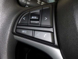 ステアリングスイッチ装備!運転しながら手元でオーディオの操作などができます。