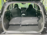 後席を格納すると、これだけの広さが!シーンに合わせたシートアレンジで、大きな荷物も積むことが出来ます♪