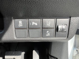 パーキングセンサーなど、安全装備が付いております。