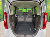 普段のお買い物や通勤、送迎等に十分な荷室スペースを確保しております。セカンドシートを倒すと、大きな荷物の積載も可能です♪