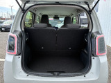 ラゲッジスペースです。荷物を積むスペースが十分に確保されております!!