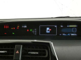視認性の良いスピードメーターですね。夜も見やすく表示されますので運転が楽しくなります。