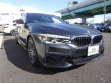 お客様のご希望のお車がございましたら、お気軽にご相談下さい。全国のBMW正規販売店のネットワークの中から、お客様のご要望に合ったお車を、お客様の立場に立ってお探し致します。是非お気軽にご相談下さい。