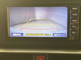 【バックカメラ】あると便利なバックカメラ装備!駐車時に後方がリアルタイム映像で確認できます。立体駐車場や夜間の車庫入れ時に大活躍!運転スキルに関わらず、今や必須となった装備ですね♪