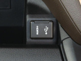 USB&HDMI差し込みあります。