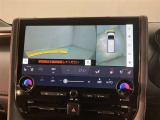 安全機能のバックモニター&全周囲モニターも装備です。