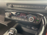 【 オートエアコン 】車内温度を感知して自動で温度調整をしてくれるのでいつでも快適な車内空間を創り上げます!