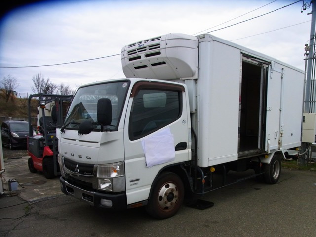 キャンター 冷蔵冷凍車 