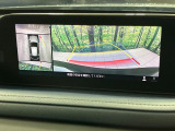 【360&deg;ビューモニター】専用のカメラにより、上から見下ろしたような視点で360度クルマの周囲を確認することができます☆死角部分も確認しやすく、狭い場所での切り返しや駐車もスムーズに行えます。