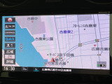 【純正ナビ】専用設計で車内の雰囲気にマッチ!ナビ利用時のマップ表示は見やすく、いつものドライブがグッと楽しくなります!
