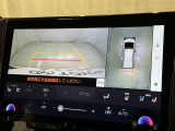 バックガイドモニターで、後方を確認しながら安心して駐車することができます。運転初心者も熟練者も必須の機能ですよ!