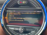 ●純正ナビ:一体感のあるナビは、高級感ある車内を演出してくれます。Bluetooth再生などオーディオ機能も充実しておりますので、運転もより楽しめます♪