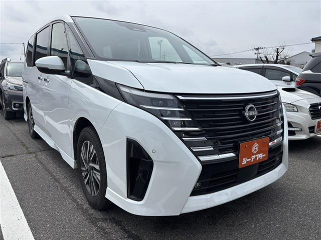 セレナ 2.0 ハイウェイスターV 禁煙車 プロパイロット 社外ナビ