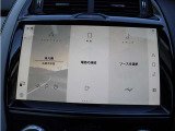 AppleCarPlay / Android Auto接続にも対応。より直感的でスマートな操作が可能となります。