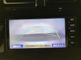 【バックモニター】駐車時に後方がリアルタイム映像で確認できます。大型商業施設や立体駐車場での駐車時や、夜間のバック時に大活躍!運転スキルに関わらず、今や必須となった装備のひとつです!