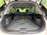 後席を格納すると、これだけの広さが!シーンに合わせたシートアレンジで、大きな荷物も積むことが出来ます♪