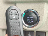 【プッシュエンジンスタートシステム】エンジン始動・停止をワンタッチで行うことが出来ます。