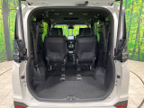 普段のお買い物や通勤、送迎等に十分な荷室スペースを確保しております。セカンドシートを倒すと、大きな荷物の積載も可能です♪