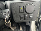 旧車・中古車!お車の事ならカーショップアズ♪【TEL(無料) 0078-6002-708147】自社工場完備なので、ご購入後のアフターフォローもお任せ下さい!