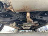 下回りの状態です。錆が少ない車です。