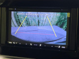 【バックカメラ】駐車時に後方がリアルタイム映像で確認できます。大型商業施設や立体駐車場での駐車時や、夜間のバック時に大活躍!運転スキルに関わらず、今や必須となった装備のひとつです!