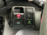 パーキングブレーキはスマートな電子制御式と合わせて渋滞時等にブレーキペダルから足を離しても停車状態を保持してくれるオートブレーキホールド機能で運転が楽になります。スタートはアクセルペダルを踏むだけ