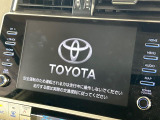【メーカー純正ナビ】インテリアに溶け込むスタイリッシュな「専用設計」メーカーナビを装備♪視認性や操作性など基本性能にも優れ、より上質なカーライフをお楽しみいただけます。