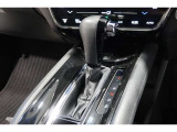 扱いやすい位置に配置されたフロアオートマチックです☆CVTを採用で滑らかでスムーズな走りが楽しめますよ♪